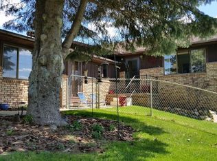 8585 Waumegah Ct, Clarkston, MI 48348