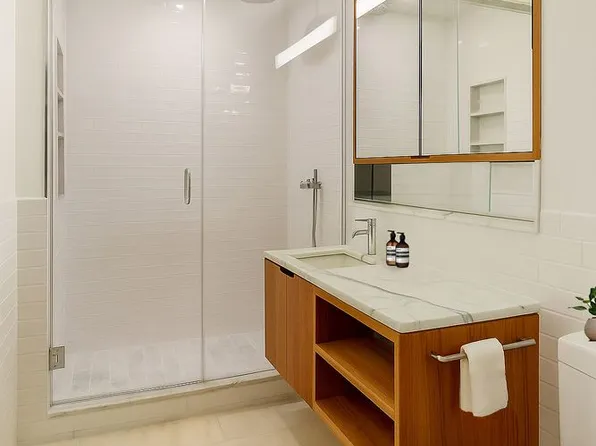 456 West 19th Street image 7 of 11