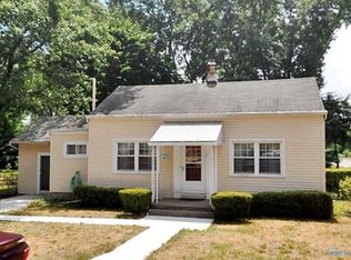 6965 Blossman Rd, Toledo, OH 43617