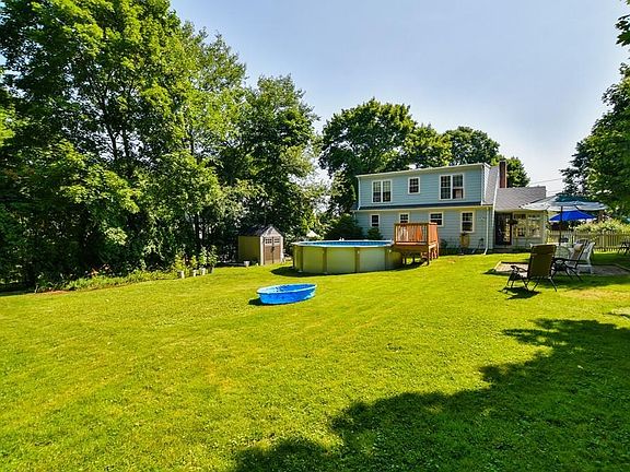 2nd image of 31 Earle St