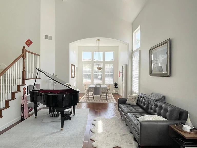 4801 Riding Ridge Rd — Photo 3