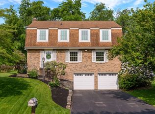 2126 Carriage Hill Rd, Allison Park, PA 15101