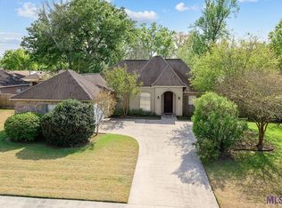 365 Lake Worth Dr, Baton Rouge, LA 70810
