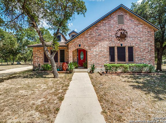 4th image of 151 Scenic Oak Dr
