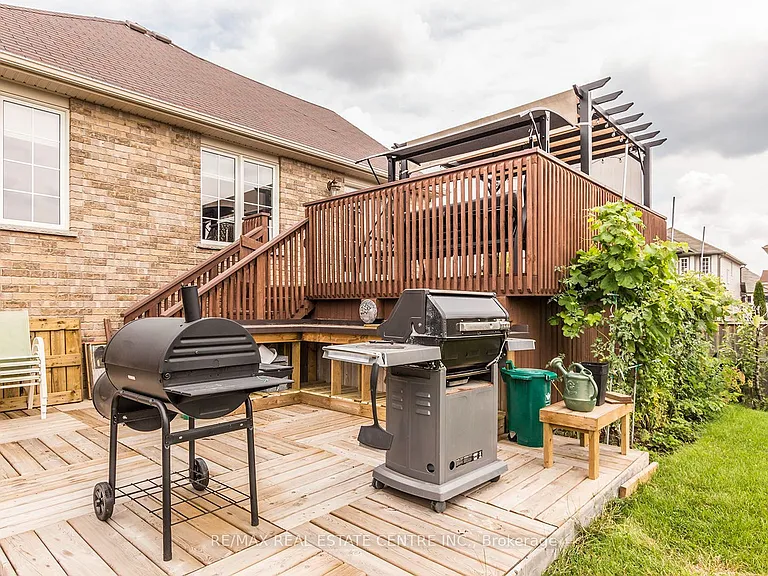 44 Lemon Grass St — Photo 37
