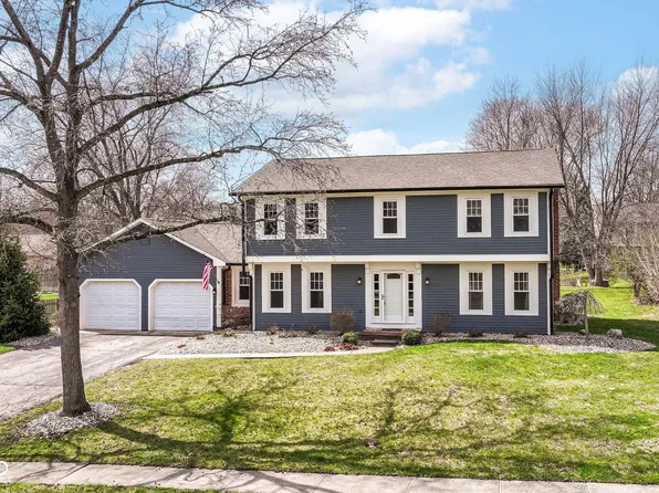 726 Ironwood Dr, Carmel, IN 46033