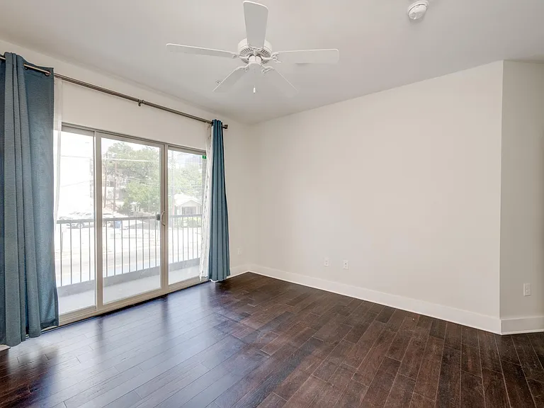 908 Nueces St #12 — Photo 24