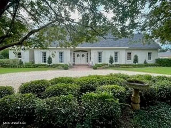 4905 Harrison Cir, Gulfport, MS 39507