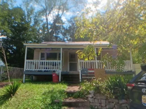 225 Luna St, Waynesboro, TN 38485