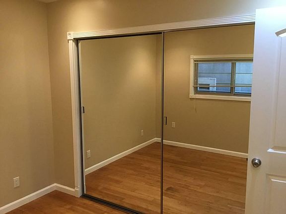 5th image of 25 Sharon St #2J