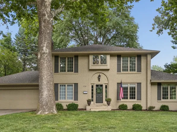 1309 20th St, West Des Moines, IA 50265
