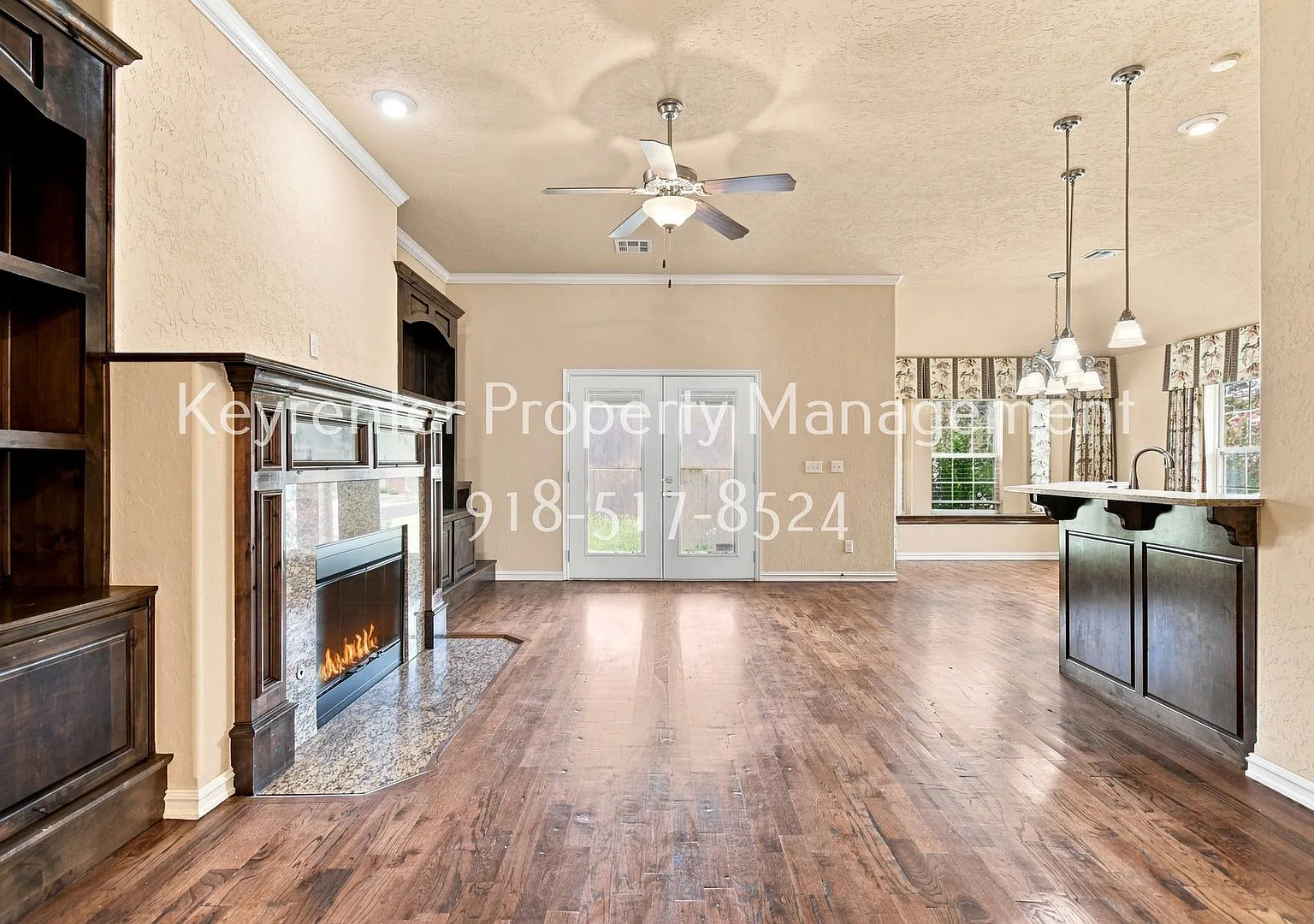 10724 Masters Cir, Jenks, OK 74037 3 Bed / 2 Bath | One Story in Jenks | Gated Community | Pond View — Photo 3