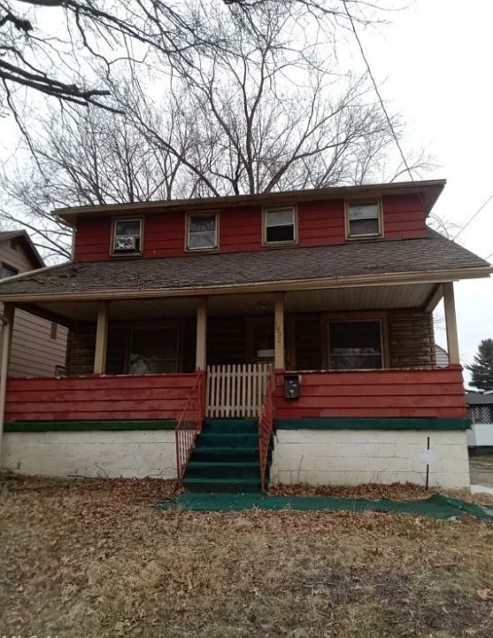 1st image of 1632 E High Ave #1