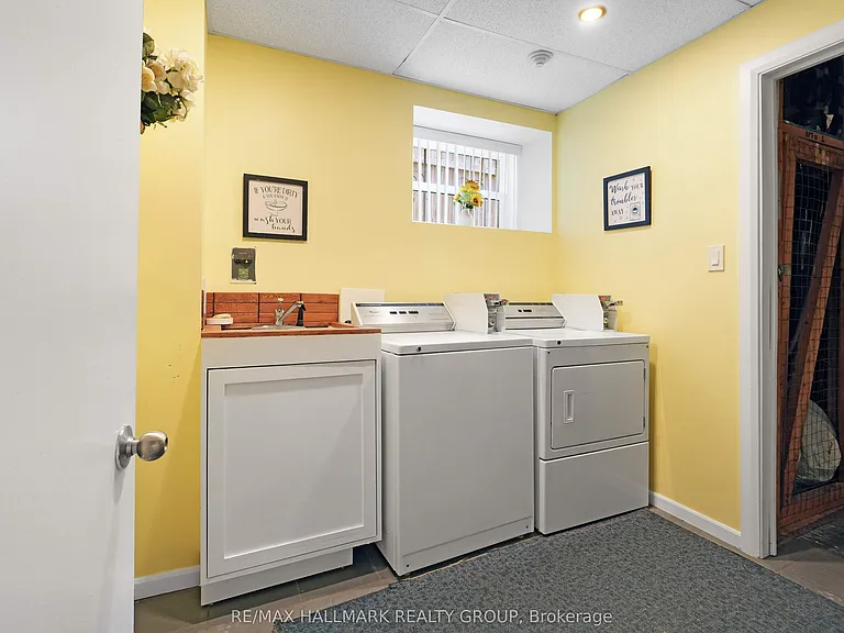 310 Byron Ave #3 — Photo 31