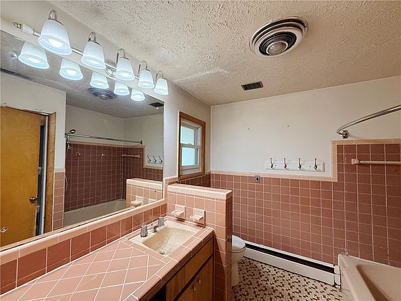 4th image of 345 E Enon Rd