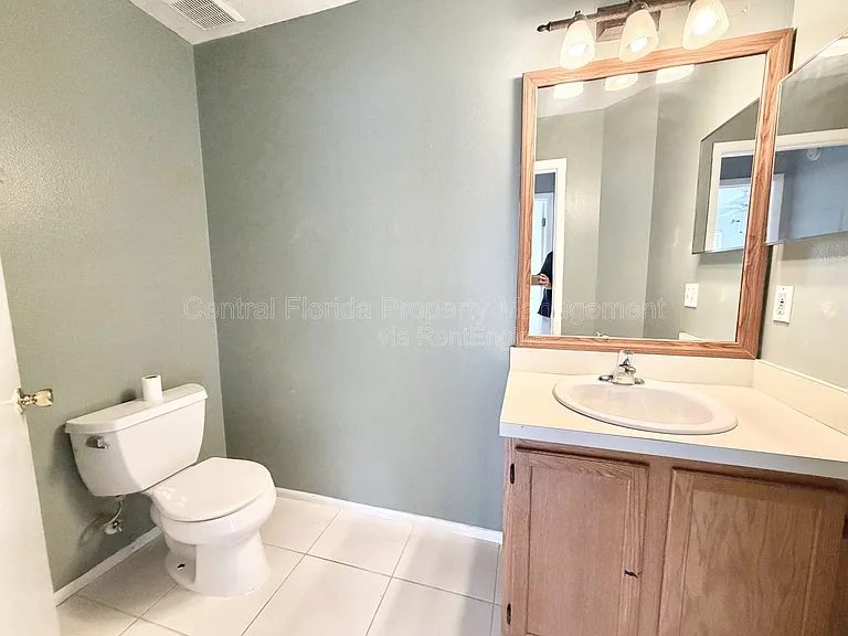 144 Reserve Cir #100 — Photo 11