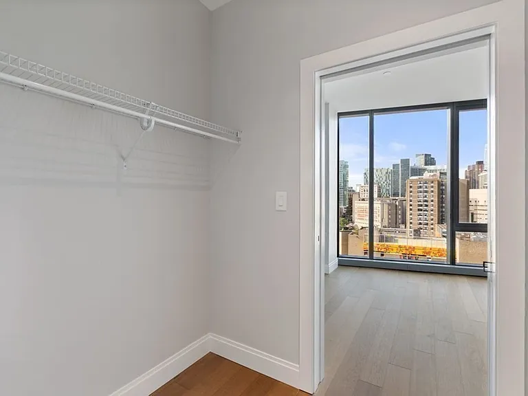 100 Shawmut Ave #1005 — Photo 26