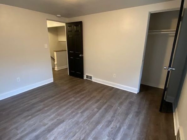 826 Killarney Dr