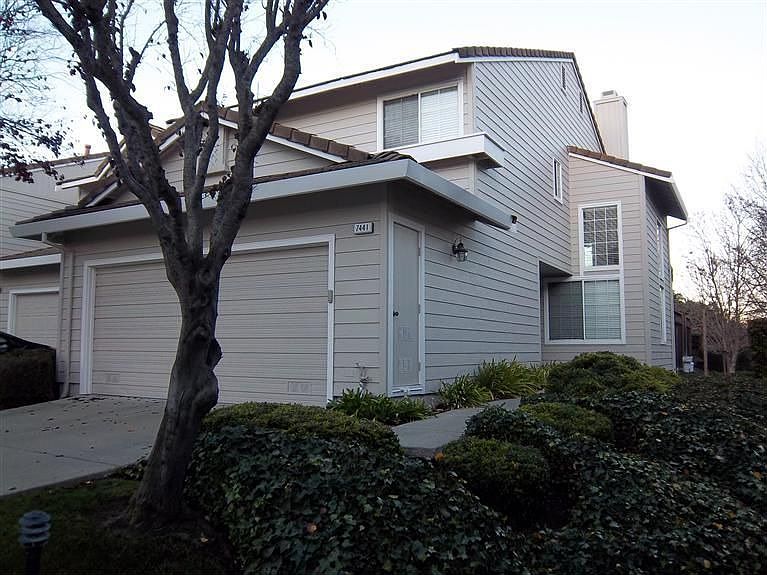 1st image of 7441 Rolling Hills Cir