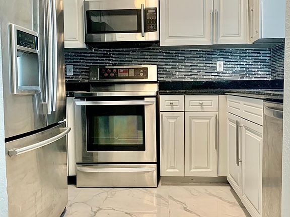 4th image of 2674 Robert Trent Jones Dr APT 326