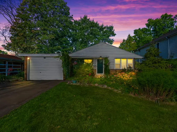 9420 Octavia Ave, Morton Grove, IL 60053