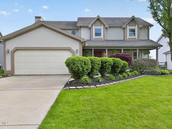 1880 Lexington Dr, Perrysburg, OH 43551