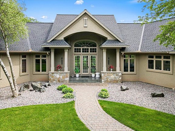5th image of 15270 Painters Lane Cir N