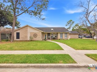 602 Bramble Bush Ln, Victoria, TX 77904