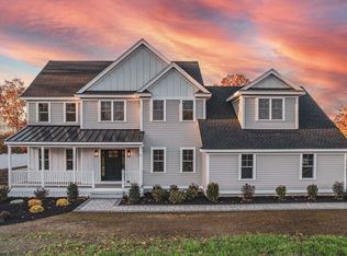 6 Chatham Ln, Danvers, MA 01923