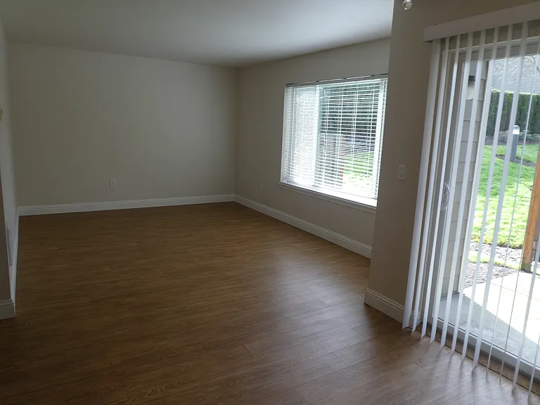 7123 SW Sagert St #104 — Photo 7