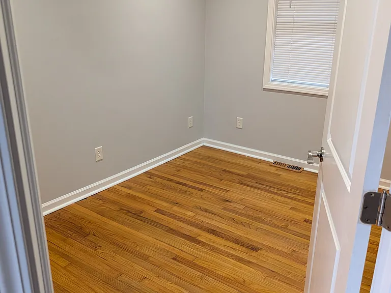 64 Pollock Rd — Photo 12