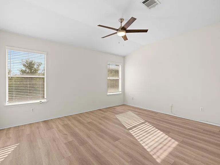 3410 Flowstone Ln — Photo 19