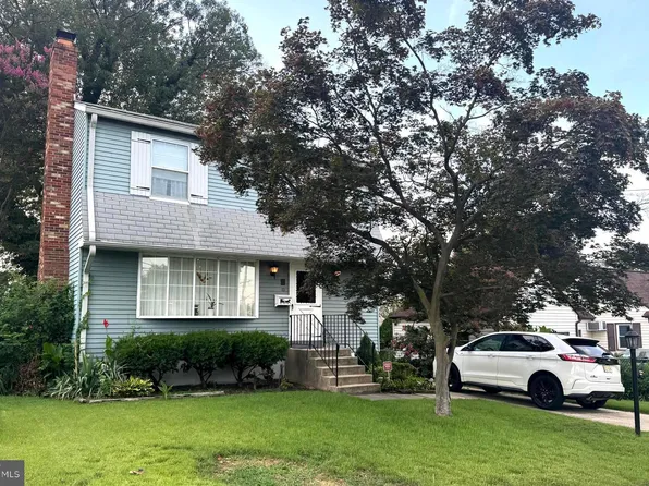 4741 River Rd, Pennsauken, NJ 08110