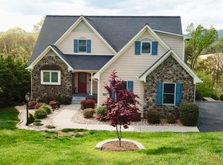 24 Kyles Ct, Rocky Mount, VA 24151