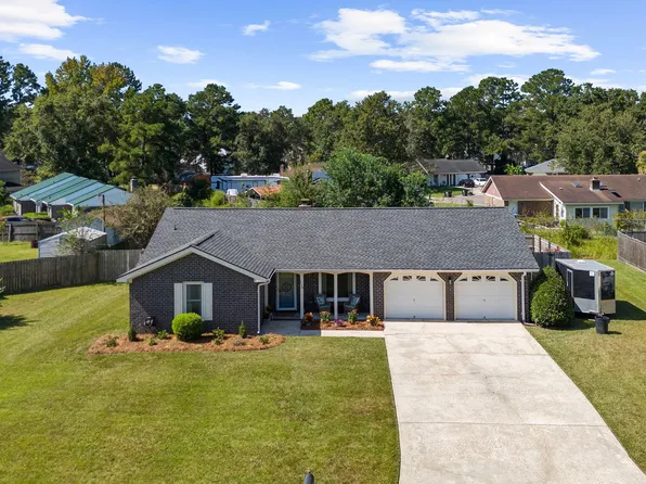 110 Tomahawk Dr, Summerville, SC 29486