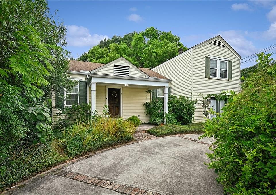 1st image of 52 Oaklawn Dr