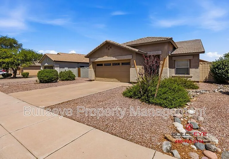 3736 E Woodside Way — Photo 1
