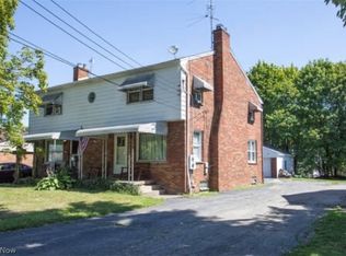 5255 Pine Tree Ln, Youngstown, OH 44512