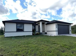 2713 25th St SW, Lehigh Acres, FL 33976
