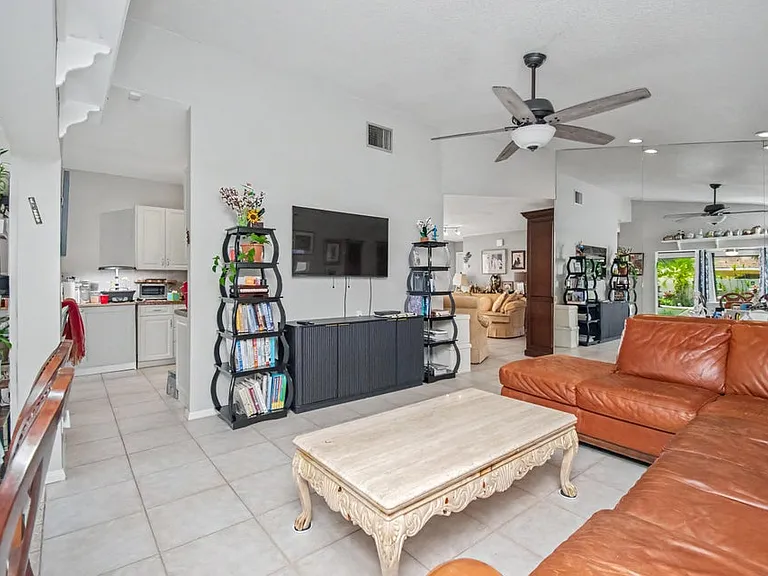 7678 Solimar Cir #0 — Photo 17