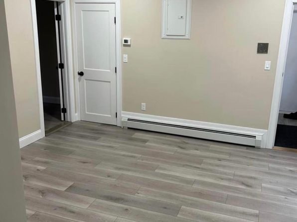24 Slater St APT 1