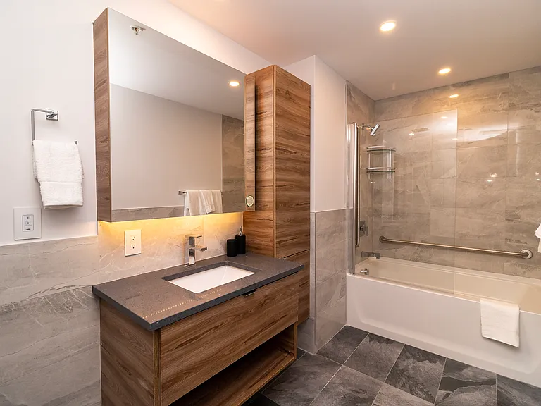 5515 Clyde St — Photo 46