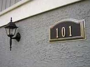 101 S Sheftall Cir, Savannah, GA 31410