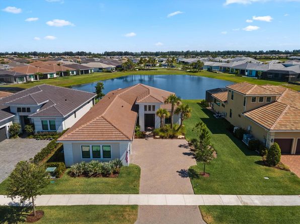 15623 Cresswind Pl