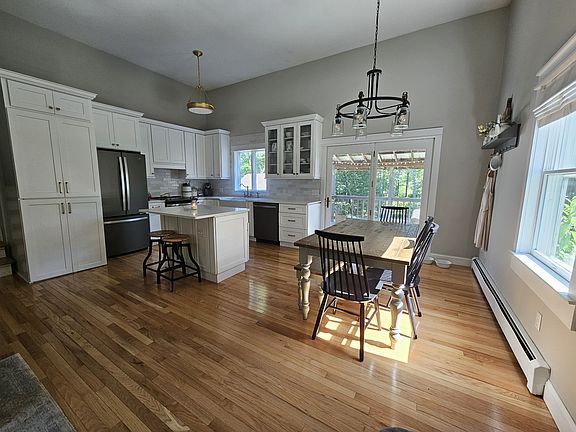 5th image of 41 Timber Ridge Rd