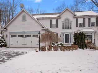 108 Oticon Dr, New Castle, PA 16105