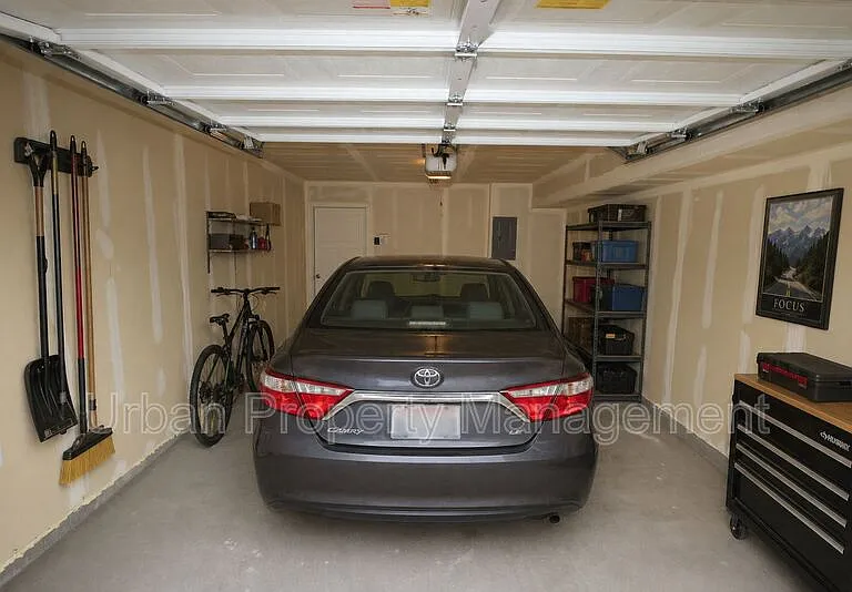 652 N 130 E — Photo 11