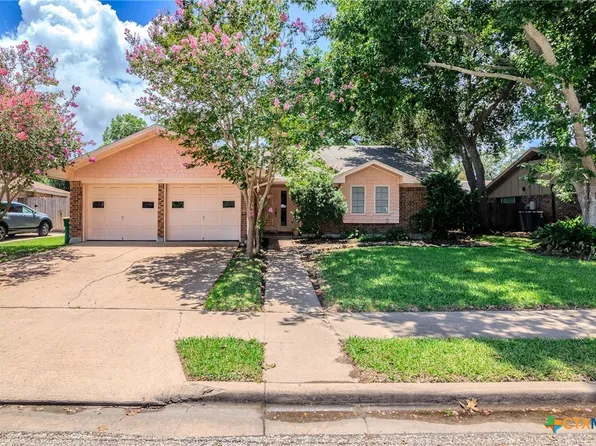 607 Shiloh Dr, Victoria, TX 77904