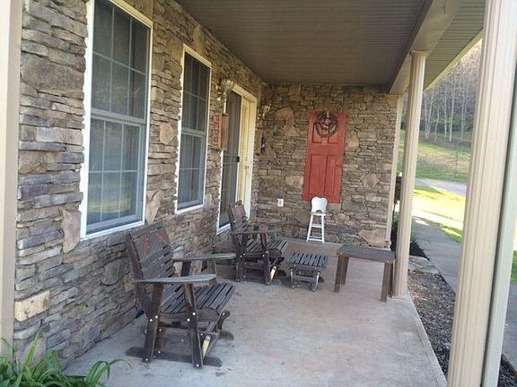 Side Porch : Carolina Stone