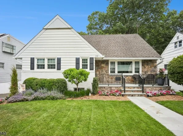 23 Andover Pl, Bloomfield Twp., NJ 07003
